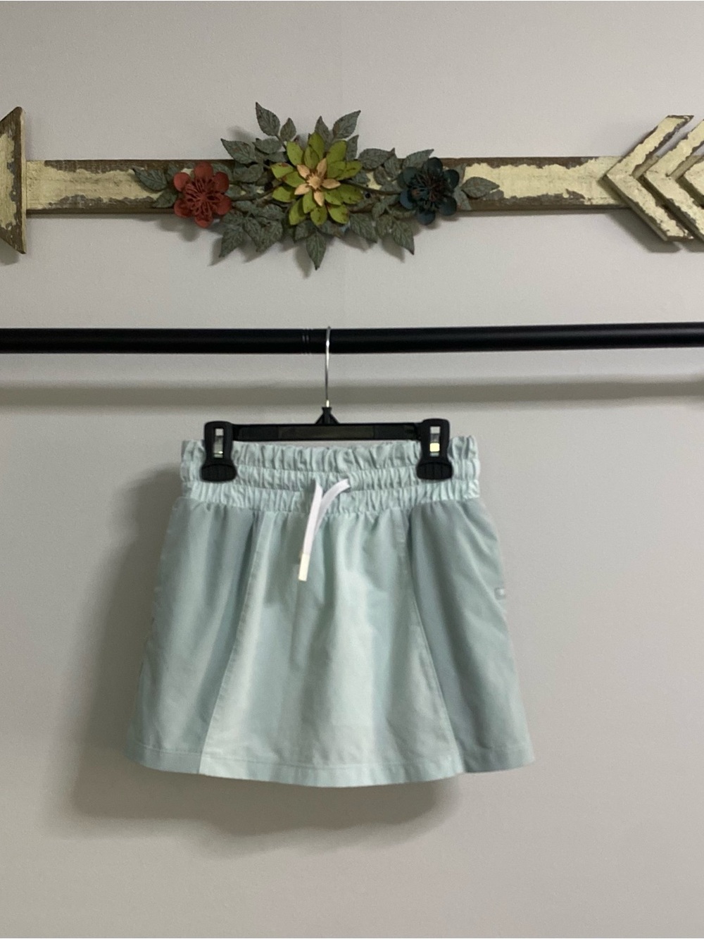 Athleta Pale Mint Drawstring Athletic Skort
